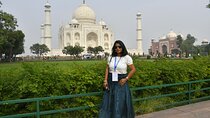 Same Day Taj Mahal and Agra Fort tour from New Delhi 