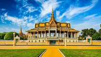 4 Days Private Guide Tour Phnom Penh to Siem Reap included domestic flight
