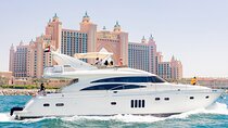 Dubai Luxury Yacht Tour with Live BBQ & Drinks