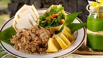 Authentic Hawaiian Dinner Pa'ina with Natives in Hana