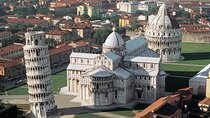 Private Pisa and Lucca Half Day Tour from Florence