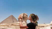 Private Tour to Giza Pyramids & Egyptian museum with Lunch