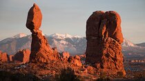 Private Guided Hike in Arches National Park