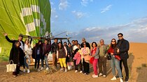Dubai: Sunrise Hot Air Balloon Tour including Pick n Drop