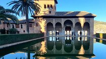 Private Tour of The Alhambra and Granada from Seville 