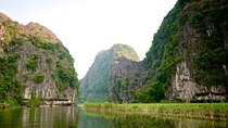 Full Day Tam Coc Private Tour: Biking and Trekking in Mua Cave