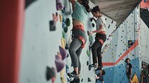 Introduction to Climbing in Pilar 7 Lisbon