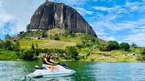 Jetskiing in Guatapé Antioquia