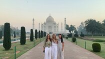 All Inclusive Taj Mahal Day Tour from Delhi by Superfast Train