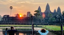 Sunrise Tour of Angkor Temples from Siem Reap