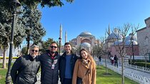 Old Istanbul Walking Tour: Mosques, Palace, Cistern with Lunch