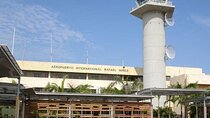 Private Arrival or Departure Transfer: Rafael Nuñez Airport