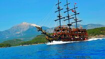 Antalya Pirate Boat Tour with Lunch and Roundtrip Transfer