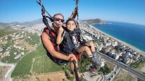 Tandem Paragliding Tour in Alanya with Roundtrip Transfer