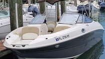 24 Ft Miami Bay: Private Boat, Gas Included , 8 people, Captained