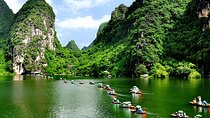 Ninh Binh Full Day Tour Group 8 (Trang An- Bich Dong- Mua cave)