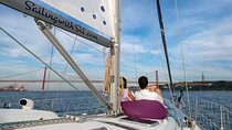 Lisbon: Sunset Tagus River Sailing Tour with Drinks