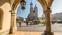 Walking Guided Tour with Street Food in Krakow
