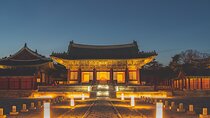 Seoul Night Palace & Market Food Tour with Vehicle