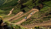 2-Day Tour in Sani Pass and Drakensberg Gardens from Durban