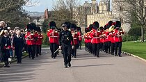Windsor Castle Private Car Tour - Self Guided with Chauffeur