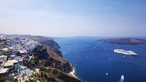Santorini Private Tour Highlights 6h for Groups and Families