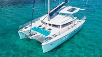 Mallorca Catamaran Small Group Cruise with Tapas 4-hours 