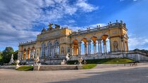 Explore Schönbrunn Palace & Gardens: Private 2.5-hour Guided Tour