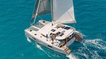 VIP Catamaran Luxury Private Tour in Lisbon up to 18 clients