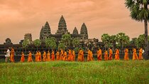 Private Guided Angkor Sunrise Half Day Tour with 3 Main Temples 