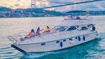 Bosphorus Cruise with 14m Yacht for Private Groups