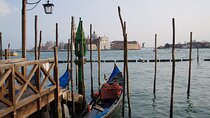 Treasure Hunt in Venice Romantic Private Activity