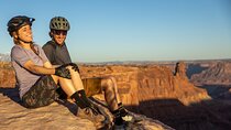 E-BIKE Sunset - Dead Horse Point E-bike Mountain Bike Tour