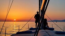 Private Sunset cruise to Rhenia&Little Venice with Mykonian Viand