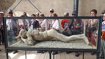 Guided Tour of Pompeii Ruins with Transfer Service
