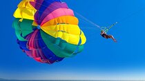 Discover Hurghada Parasailing Experience