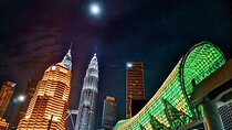 Kuala Lumpur Night Tour With Lake Symphony & Saloma Bridge