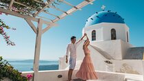 Santorini Vacation Photoshoot