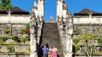Lempuyang Temple Gate Heaven Tirta Gangga Private Guided Tour