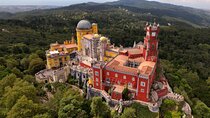 Sintra-Cascais-Pena Palace 8-People Small Group Tour from Lisbon