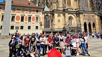 Prague Castle Walking Tour (Tip-based tour)
