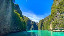 Phi Phi Islands Tour by Speedboat from Krabi