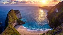 Discover the Enchanting Beauty of West Nusa Penida Private Tour