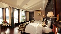 2 Days La Pinta Luxury Cruise from Hanoi
