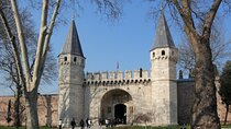 Istanbul: Topkapi Palace Guided Tour and Skip The Line