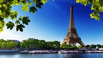 Private Tour: Eiffel Tower Summit PreBooked Tickets by Lift