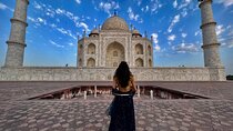 Sunrise Taj Mahal Agra Private City Tour (All Inclusive)
