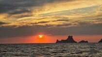 Golden Horizons: Private Sailboat Sunset Sail in Ibiza