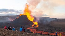 Small Group Private Volcano Hike with Lunch