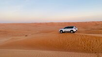 Private Oman Desert Overnight in Wahiba Sand and Wadi Exploration